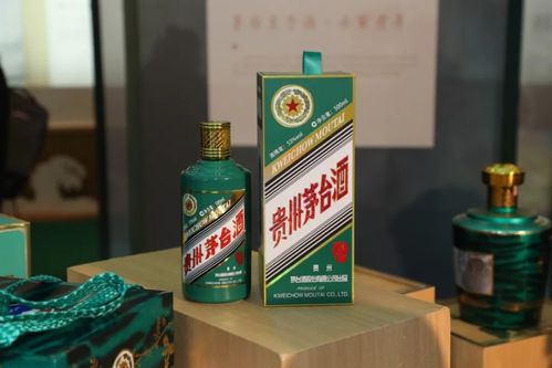 伊利百威昆仑山齐推新品，饮品巨头角逐新兴酒精饮料赛道